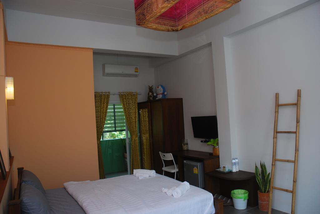 Hotel Bann Pin Kaew à Chiang Rai Extérieur photo